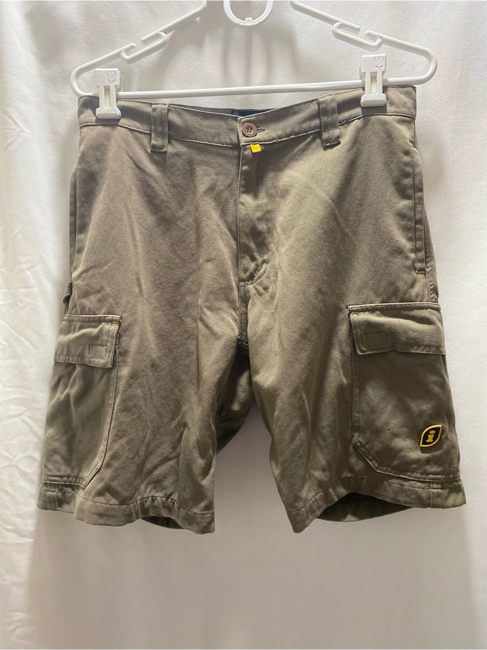 32” Ironclad Men brown Solid Nylon Cargo Shorts, 8" Inseam Button Logo Pockets